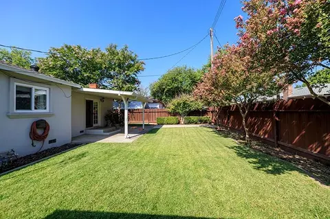 Exterior - 1509 Lorainne Ave, Modesto, CA 95350 photo 15 of 17