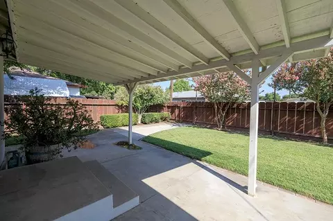 Exterior - 1509 Lorainne Ave, Modesto, CA 95350 photo 6 of 17