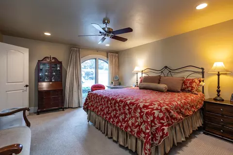 Bedroom - 7108 Hillcrest Dr, Modesto, CA 95356 photo 3 of 5