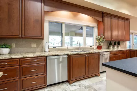 Kitchen - 7108 Hillcrest Dr, Modesto, CA 95356 photo 5 of 6