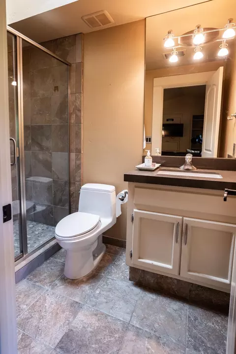 Bath - 7108 Hillcrest Dr, Modesto, CA 95356 photo 9 of 9