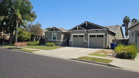 Exterior - 1246 Sweet Briar Dr, Patterson, CA 95363 photo 2 of 7