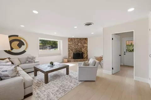 Living - 5957 Ranger Way, Carmichael, CA 95608 photo 4 of 5