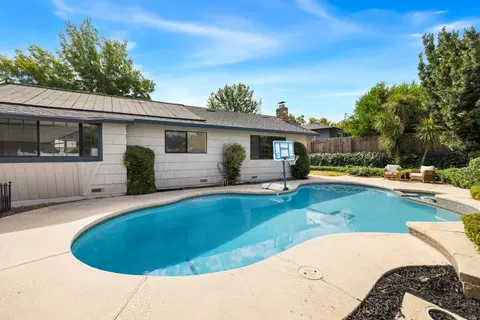 Exterior - 5957 Ranger Way, Carmichael, CA 95608 photo 8 of 9