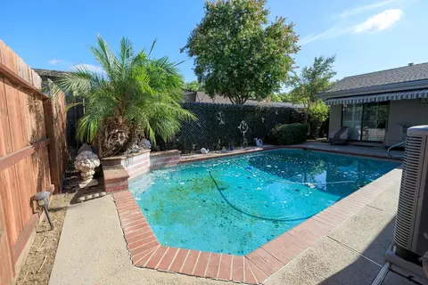 Exterior - 1509 Duckart Way, Modesto, CA 95355 photo 10 of 15