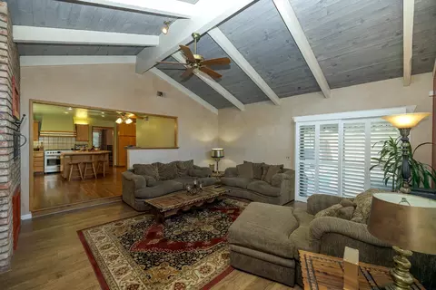 Living - 1509 Duckart Way, Modesto, CA 95355 photo 4 of 5