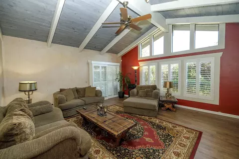 Living - 1509 Duckart Way, Modesto, CA 95355 photo 2 of 5