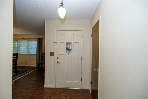 Entry Way - 1509 Duckart Way, Modesto, CA 95355 photo 2 of 2