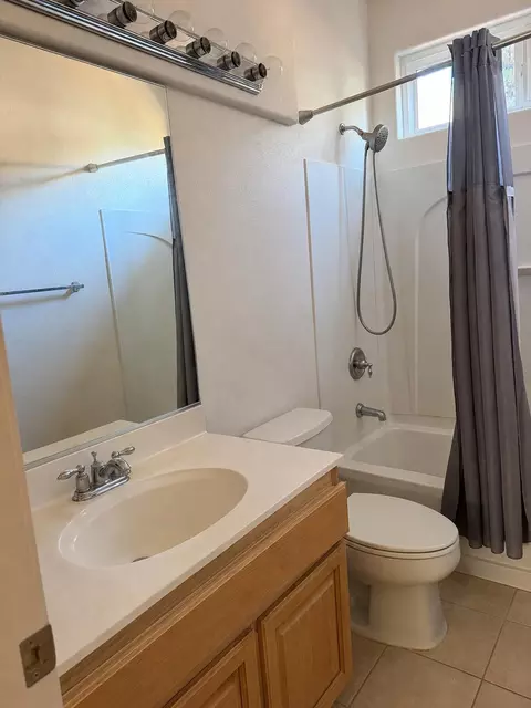 Bath - 832 Alpine St, Jackson, CA 95642 photo 1 of 5