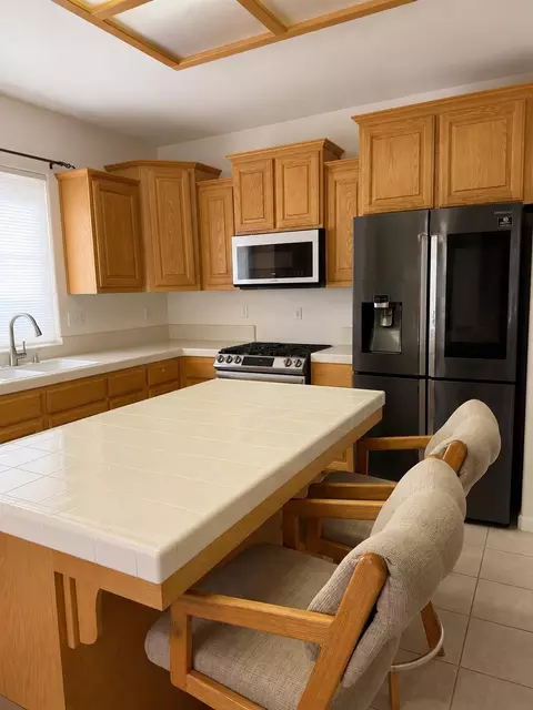 Kitchen - 832 Alpine St, Jackson, CA 95642 photo 1 of 2