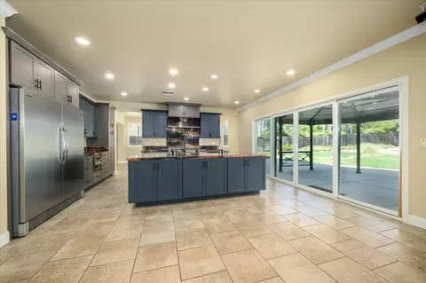 Kitchen - 11024 Essey Cir, Mather, CA 95655 photo 8 of 8