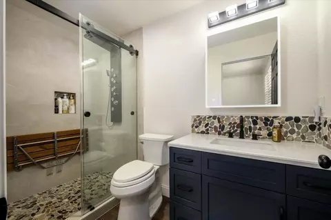Bath - 11024 Essey Cir, Mather, CA 95655 photo 2 of 7