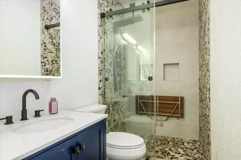 Bath - 11024 Essey Cir, Mather, CA 95655 photo 6 of 7