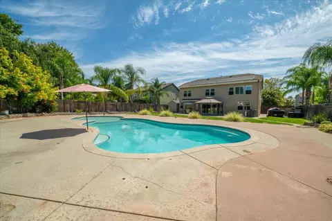 Exterior - 11024 Essey Cir, Mather, CA 95655 photo 7 of 14