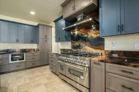Kitchen - 11024 Essey Cir, Mather, CA 95655 photo 4 of 8
