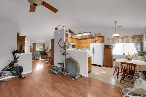 Entry Way - 552 Westfield Pl, Patterson, CA 95363 photo 1 of 2