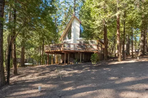 Exterior - 567 Marilyn Way, Arnold, CA 95223 photo 6 of 10