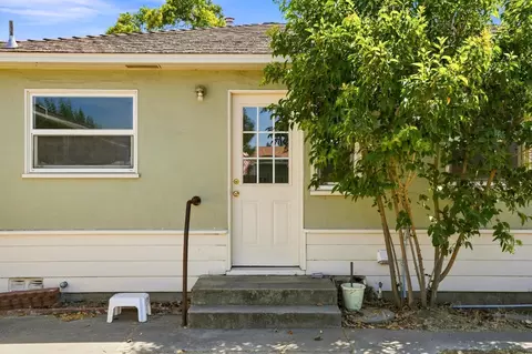 Exterior - 2014 Lydia St, Escalon, CA 95320 photo 7 of 9