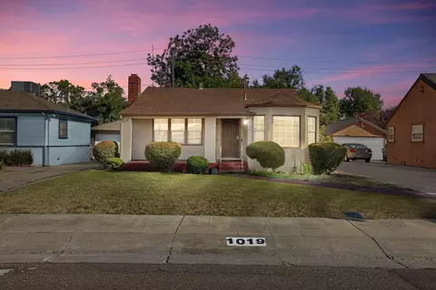 1019 S Country Club Blvd, Stockton, CA 95204