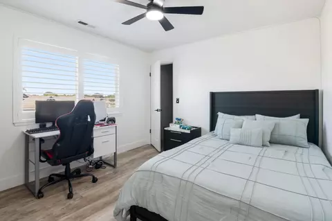 Bedroom - 1412 Oakridge Ct, Modesto, CA 95351 photo 4 of 4
