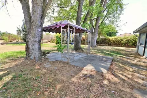 Exterior - 430 Delano St, Elverta, CA 95626 photo 7 of 10