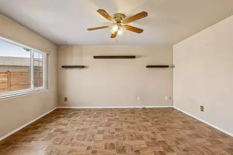 Living - 6241 Gena Ct, Carmichael, CA 95608 photo 3 of 5