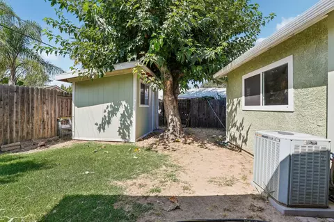 Exterior - 6241 Gena Ct, Carmichael, CA 95608 photo 3 of 10