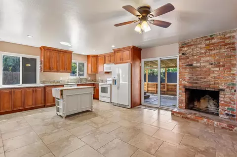 Kitchen - 6241 Gena Ct, Carmichael, CA 95608 photo 1 of 5