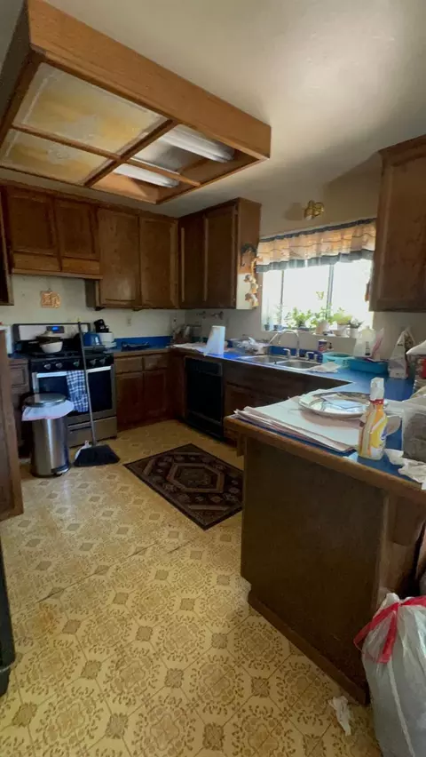 2990 Royce Dr, Rescue, CA 95672 photo 4