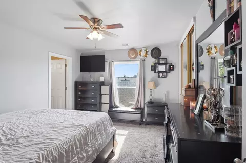 Bedroom - 2632 Parkway, Ceres, CA 95307 photo 3 of 3
