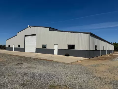 30051 Grooms Rd, Oakdale, CA 95361