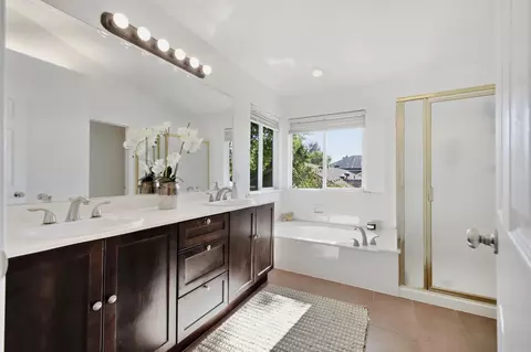 Bath - 2609 Pepperdine Pl, Davis, CA 95618 photo 1 of 7