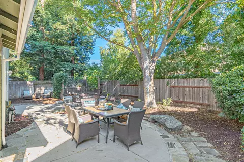 Exterior - 2609 Pepperdine Pl, Davis, CA 95618 photo 11 of 17