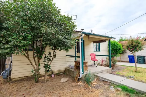 Exterior - 148 Frances Ave, Modesto, CA 95354 photo 6 of 11