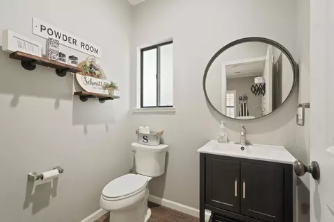 Bath - 18010 Foreman Ct, Linden, CA 95236 photo 1 of 4