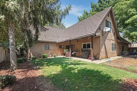 Exterior - 18010 Foreman Ct, Linden, CA 95236 photo 5 of 8