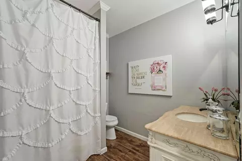 Bath - 18010 Foreman Ct, Linden, CA 95236 photo 2 of 4
