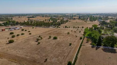 9833 La Clair, Wilton, CA 95693 photo 11