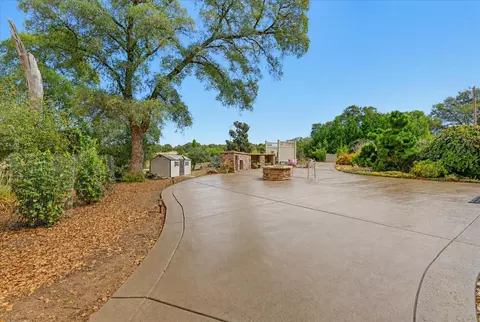 Exterior - 14680 Wolf Rd, Grass Valley, CA 95949 photo 14 of 32