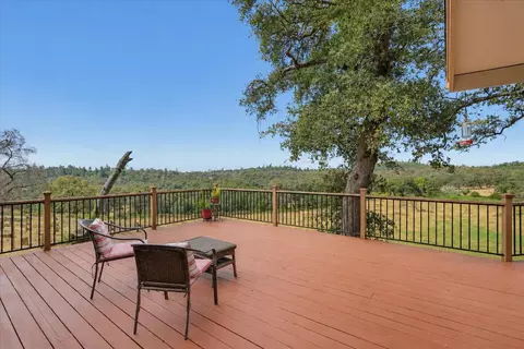 Exterior - 14680 Wolf Rd, Grass Valley, CA 95949 photo 5 of 32
