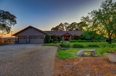 Exterior - 14680 Wolf Rd, Grass Valley, CA 95949 photo 31 of 32