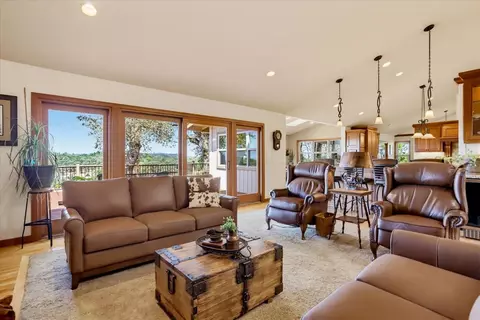 Living - 14680 Wolf Rd, Grass Valley, CA 95949 photo 3 of 7