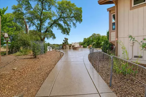 Exterior - 14680 Wolf Rd, Grass Valley, CA 95949 photo 13 of 32