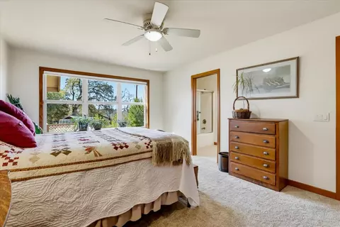 Bedroom - 14680 Wolf Rd, Grass Valley, CA 95949 photo 2 of 12