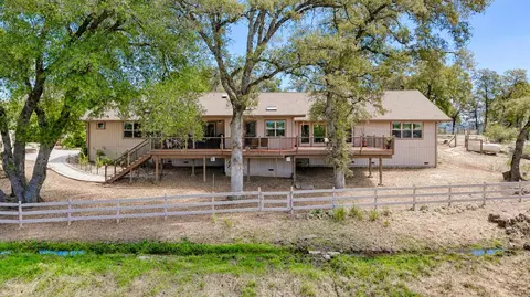 Exterior - 14680 Wolf Rd, Grass Valley, CA 95949 photo 30 of 32