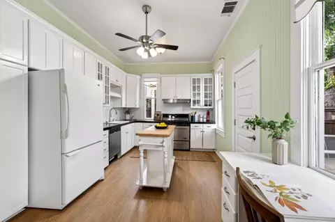 Kitchen - 923 3rd St, Davis, CA 95616 photo 1 of 5