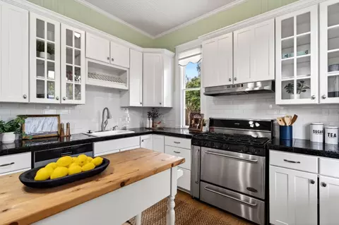 Kitchen - 923 3rd St, Davis, CA 95616 photo 3 of 5