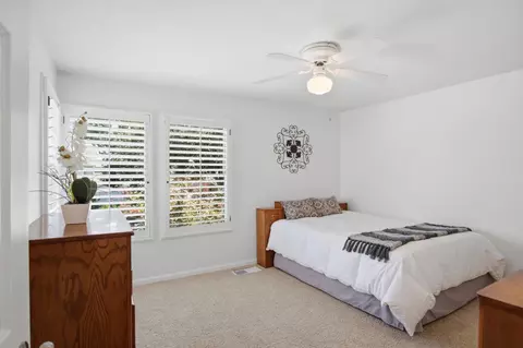Bedroom - 3221 Lakeshore Ct, Modesto, CA 95355 photo 5 of 5