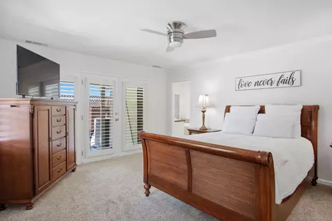 Bedroom - 3221 Lakeshore Ct, Modesto, CA 95355 photo 1 of 5