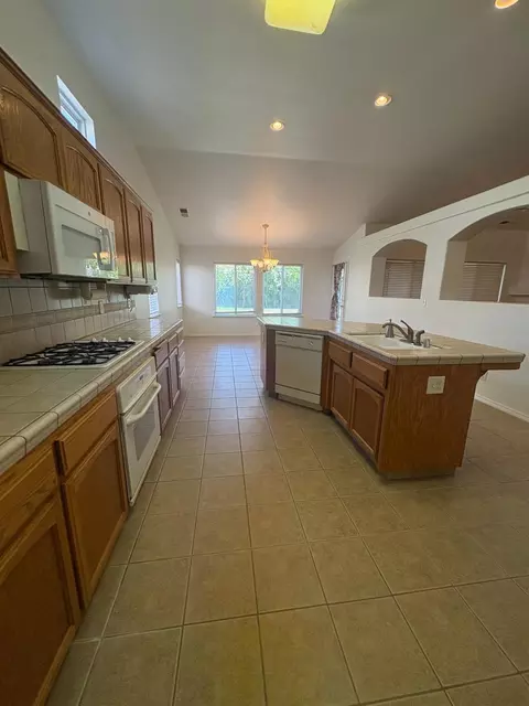 Kitchen - 3403 Todd St, Madera, CA 93637 photo 6 of 7